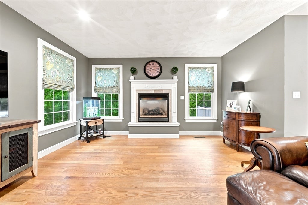 25 Essex St, Middleton, MA, 25 Essex St, Middleton, MA Photo #12