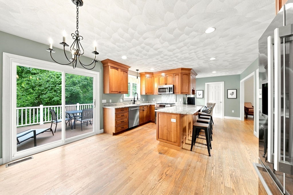 25 Essex St, Middleton, MA, 25 Essex St, Middleton, MA Photo #8