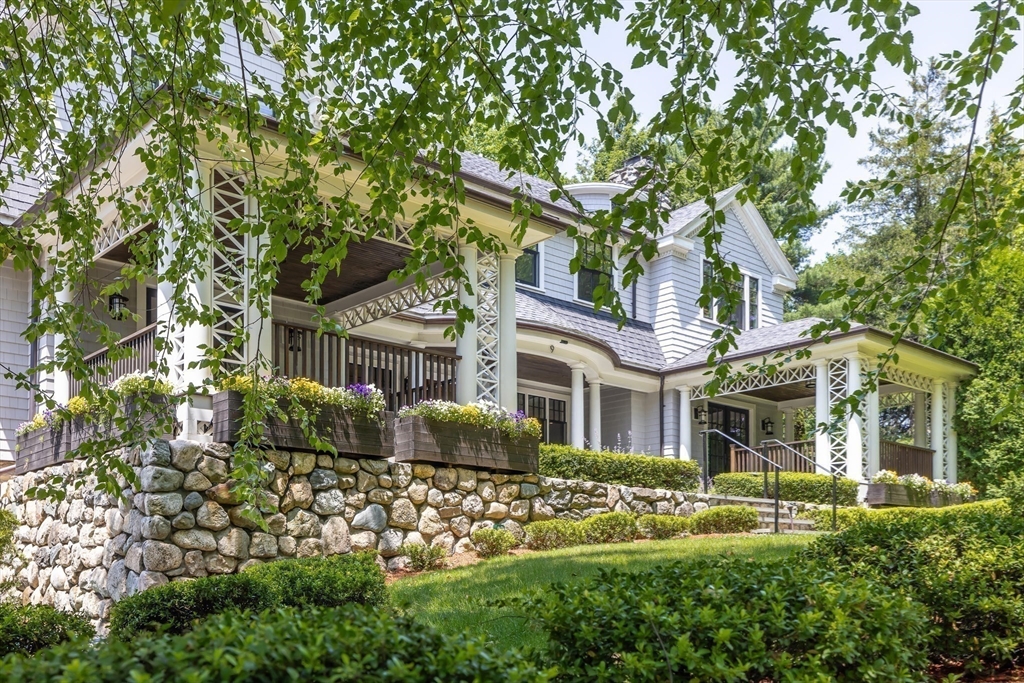 9 Woodman Road