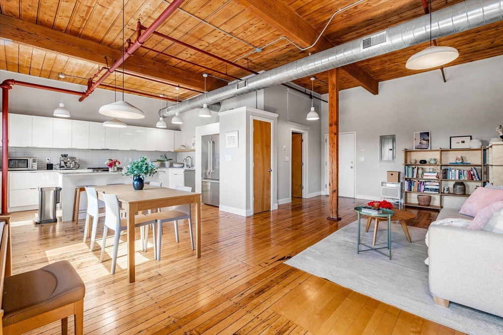 244 Brighton Ave 405