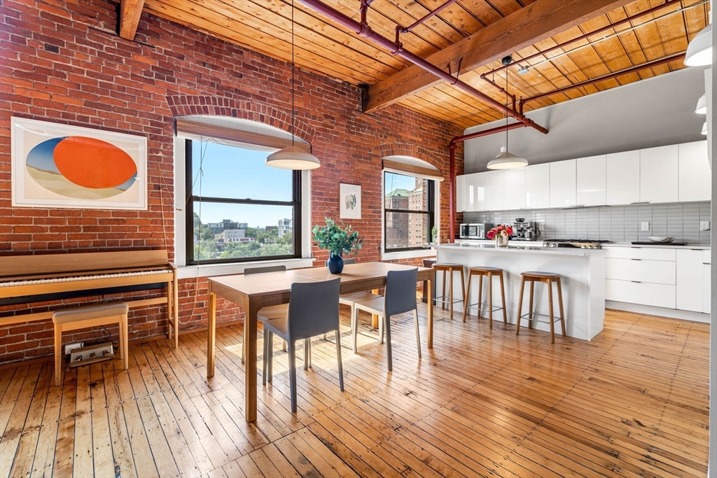 244 Brighton Ave 405