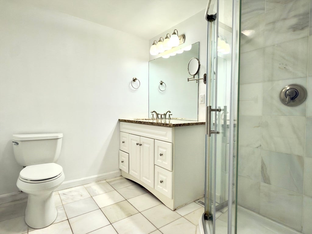 16 Jericho Rd #16, Weston, MA Photo #6