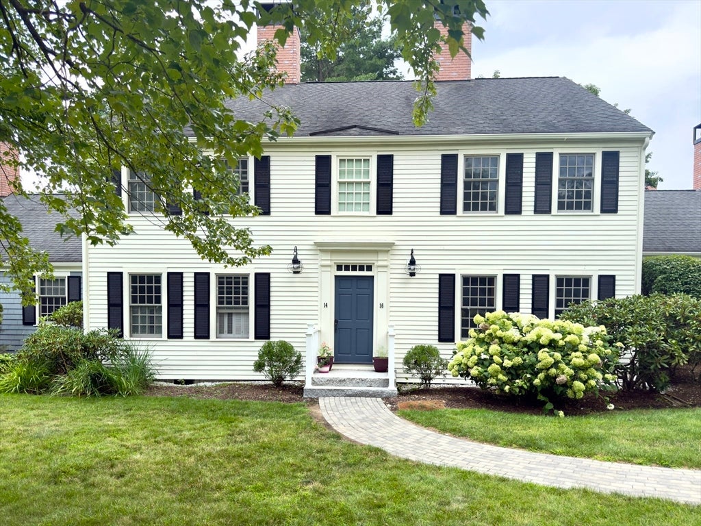 Photo of 16 Jericho Rd, Weston, MA