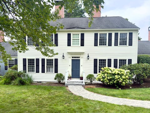 Photo of 16 Jericho Rd #16, Weston, MA 02493 (MLS # 73556802)