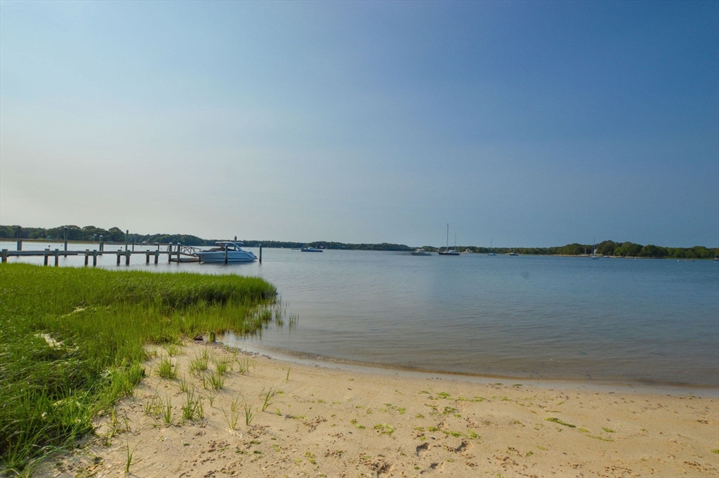 Barnstable, Massachusetts 02655, United States, 3 Bedrooms Bedrooms, ,3 BathroomsBathrooms,Residential,Active,153148