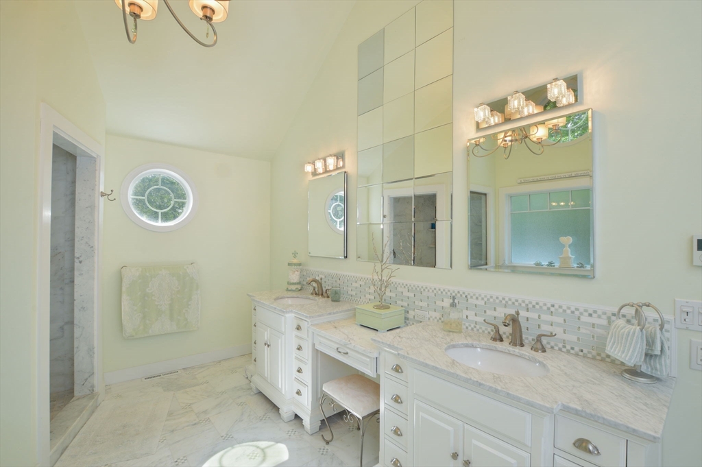 Barnstable, Massachusetts 02655, United States, 3 Bedrooms Bedrooms, ,3 BathroomsBathrooms,Residential,Active,153148