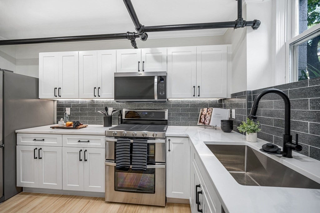 52 Garden St B2