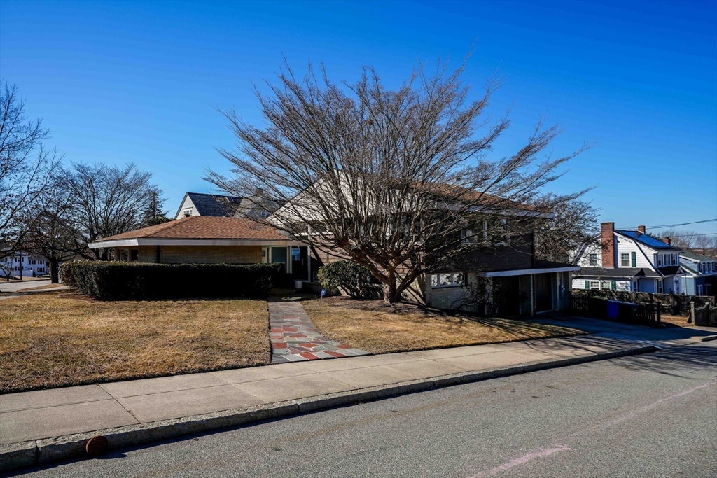 203 Martha St