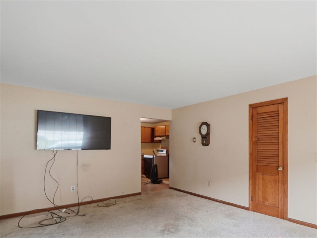 40 West Canton Circle