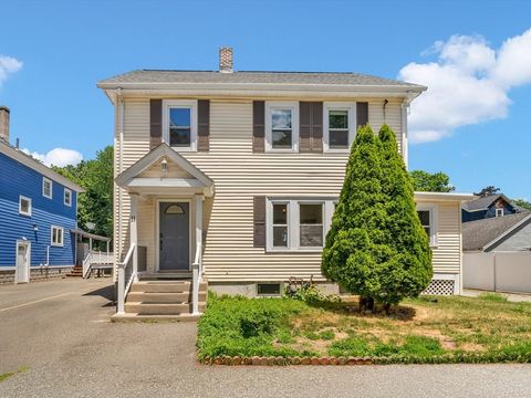 Photo of 11 North Warren St, Woburn, MA 01801 (MLS # 73538937)
