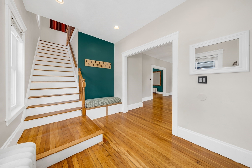 11 North Warren St