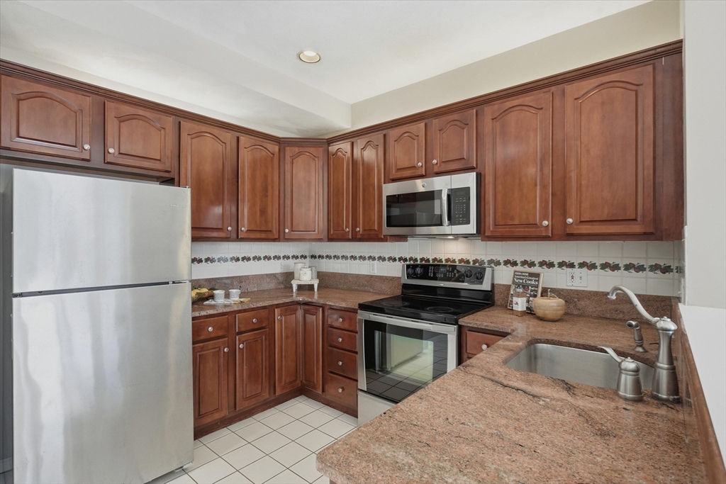 1200 Salem Street 168