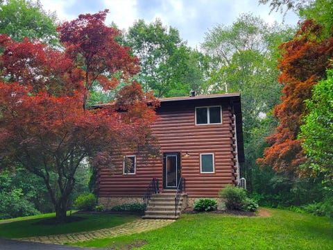 Photo of 46 Karen Lee Ln, Tewksbury, MA 01876 (MLS # 73538776)
