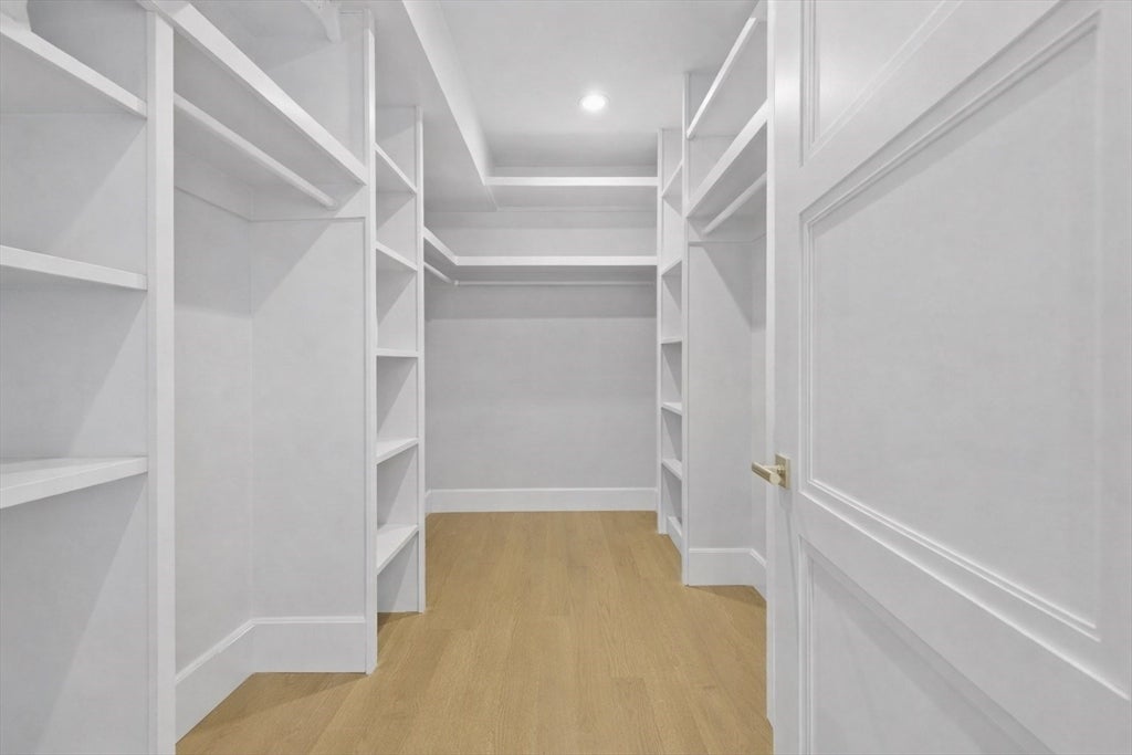 377 W 1st St #5, Boston, MA, 377 W 1st St #5, Boston, MA Photo #18