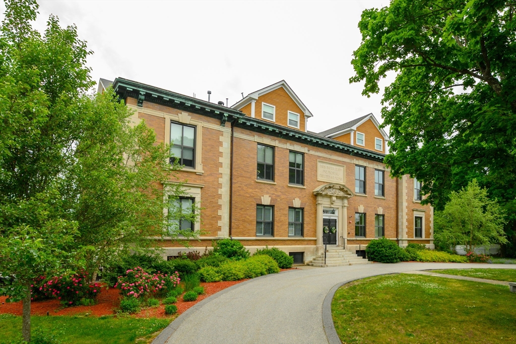 203 Middle St 5