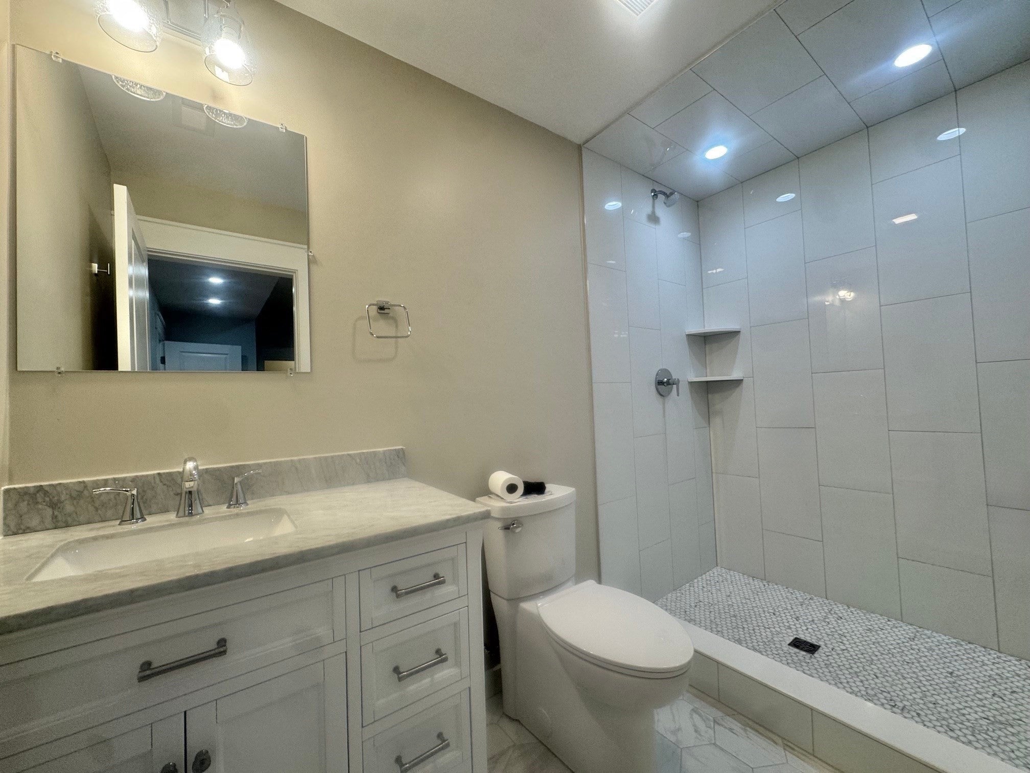 57 Falcon St #2, Boston, MA Photo #11