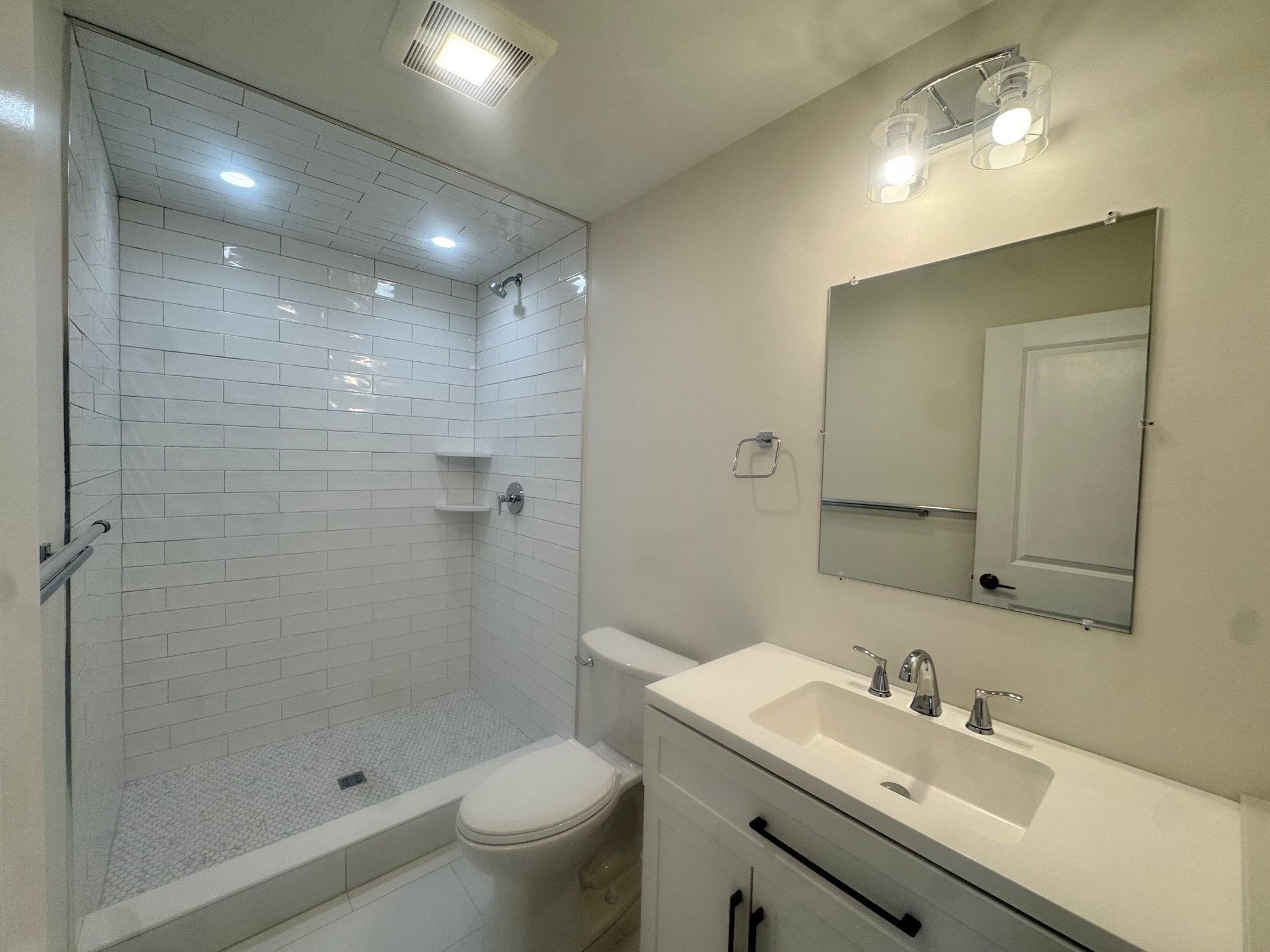 57 Falcon St #2, Boston, MA Photo #8