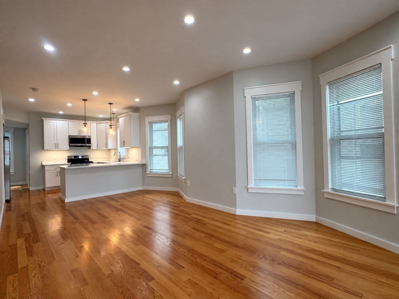 57 Falcon St #2, Boston, MA Photo #5