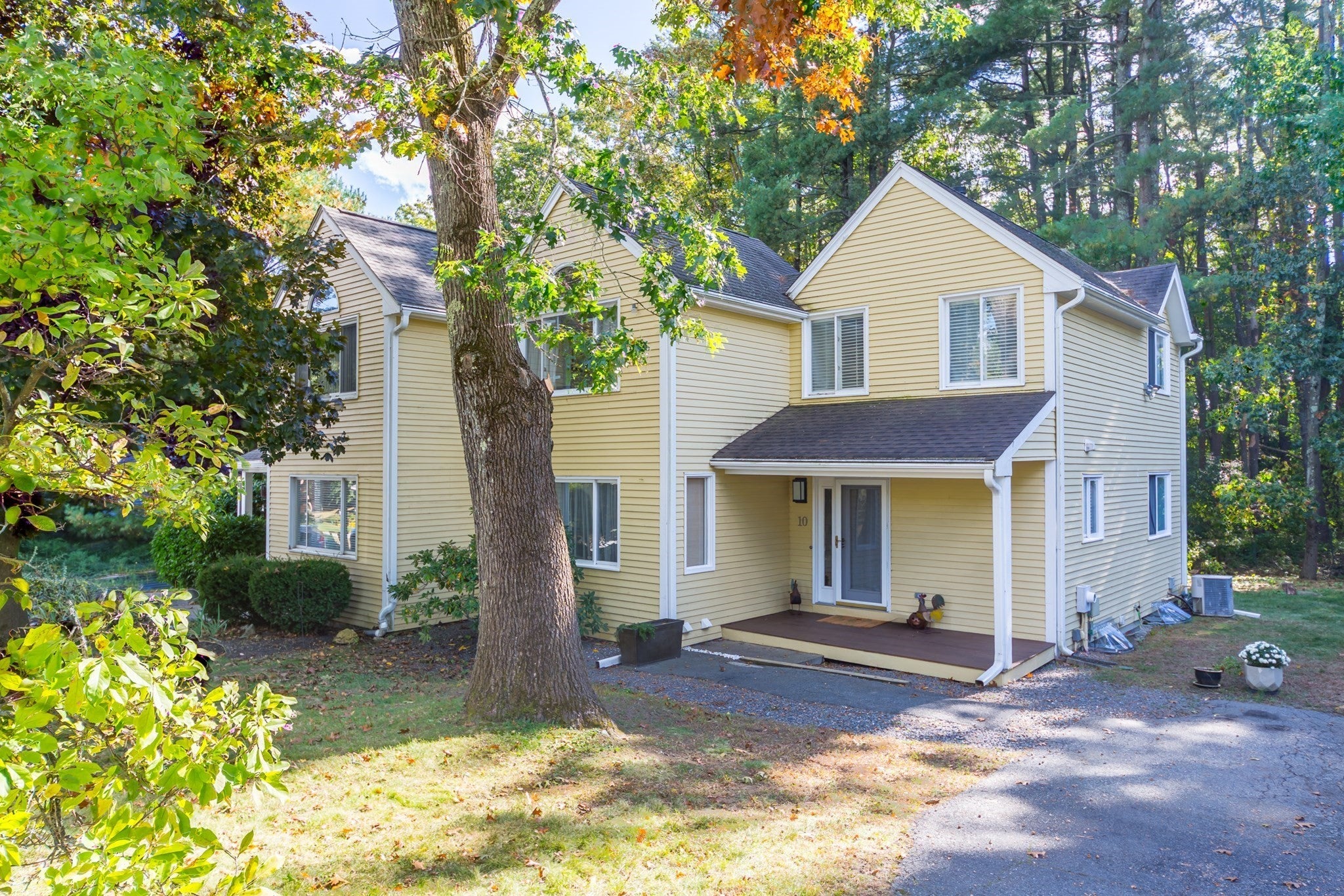 Photo of 10 Lanes End, Natick, MA