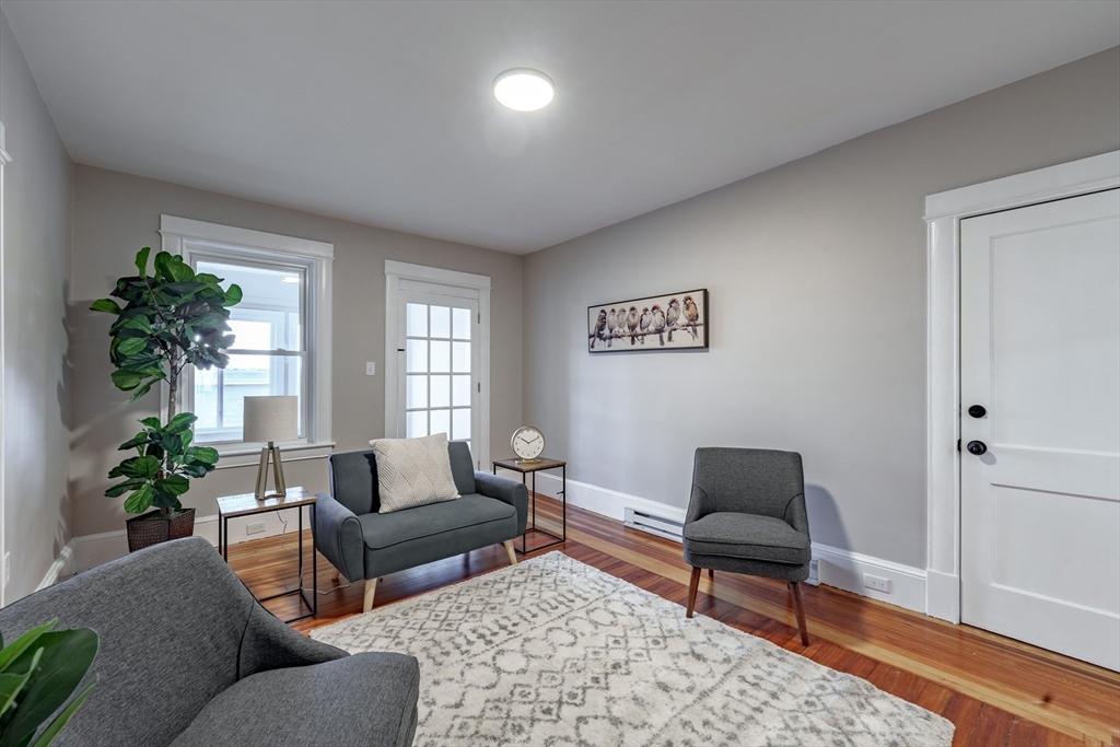 3 Parkview Ter 1L