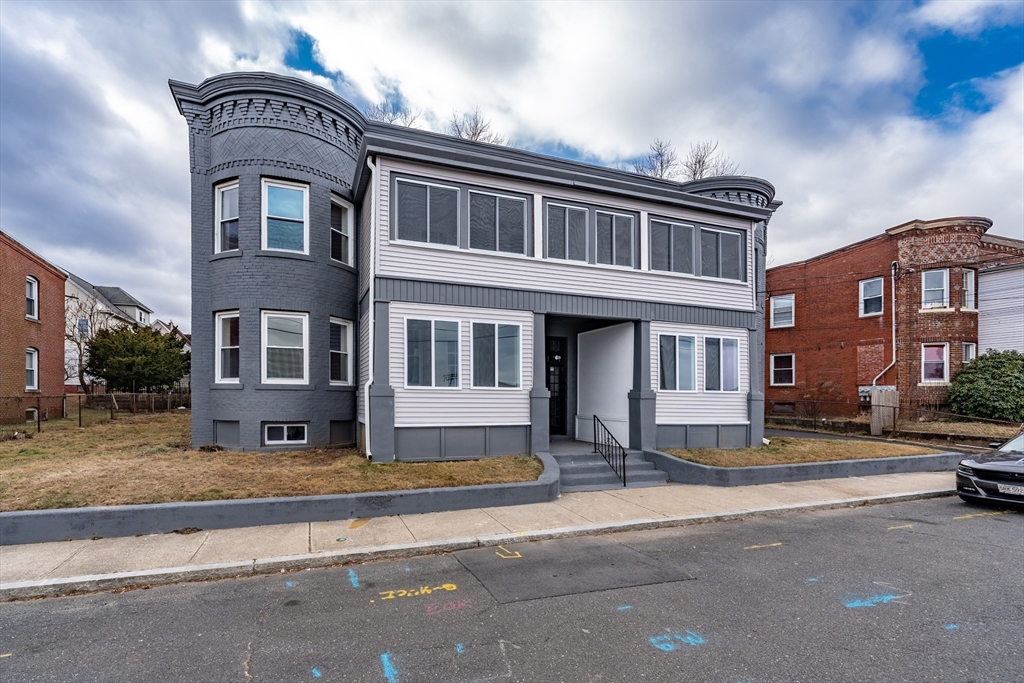 3 Parkview Ter 1L