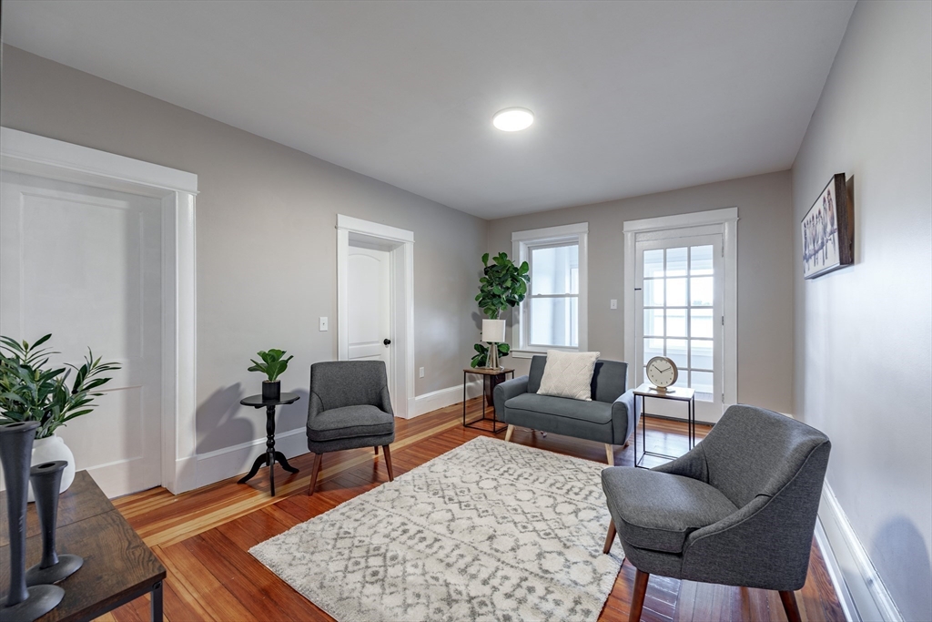 3 Parkview Ter 1L