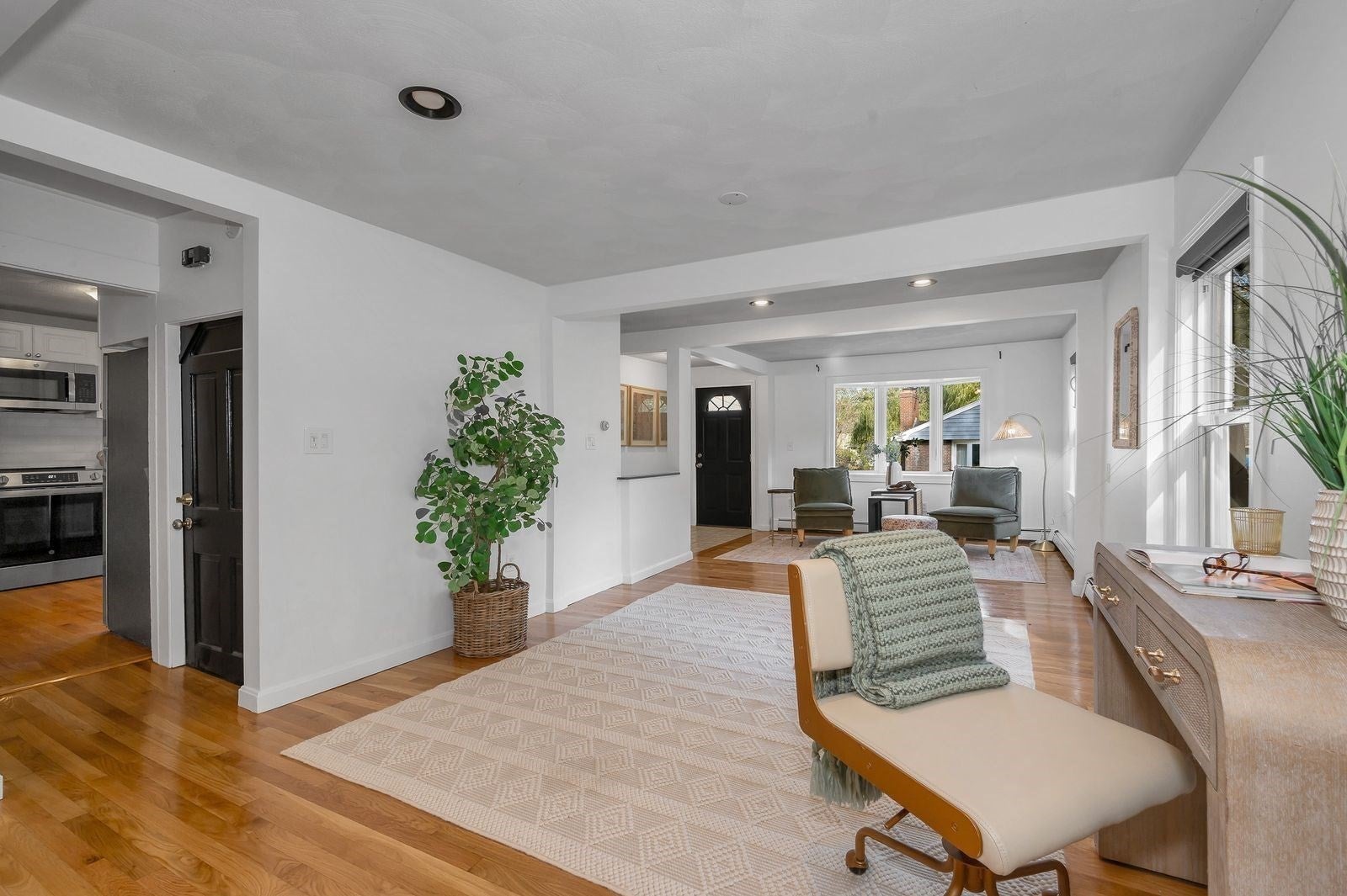 67 Melvin St, Wakefield, MA Photo #8