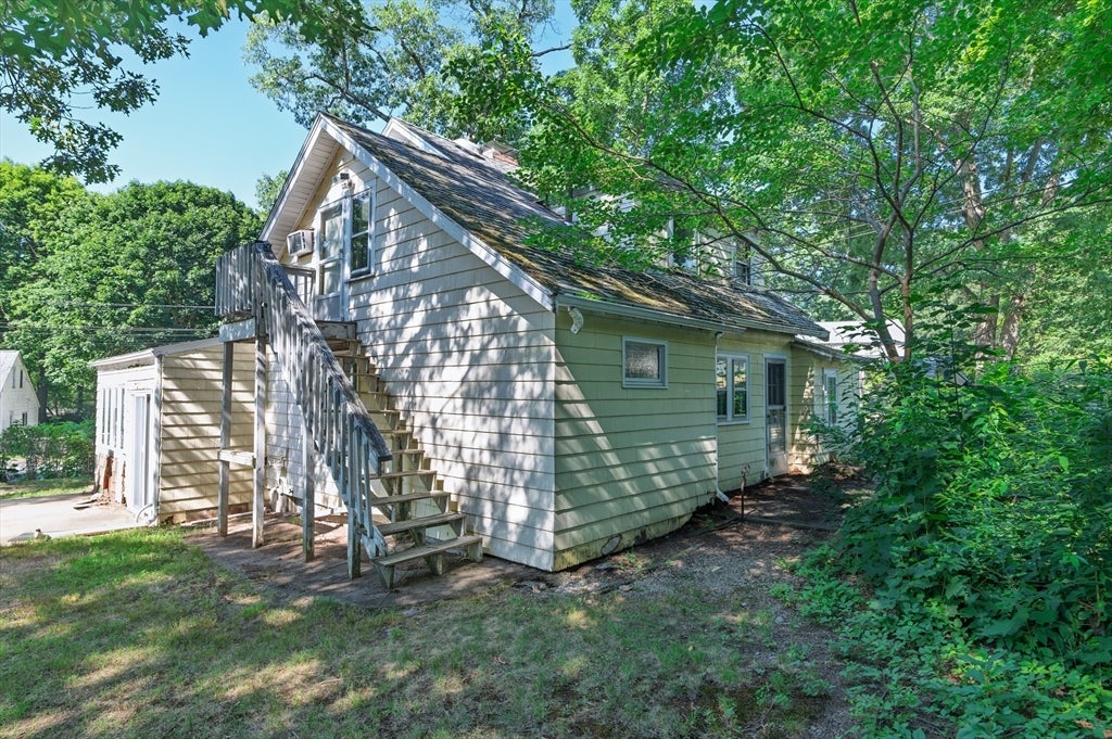 126 Lakehurst Ave, Weymouth, MA, 126 Lakehurst Ave, Weymouth, MA Photo #4