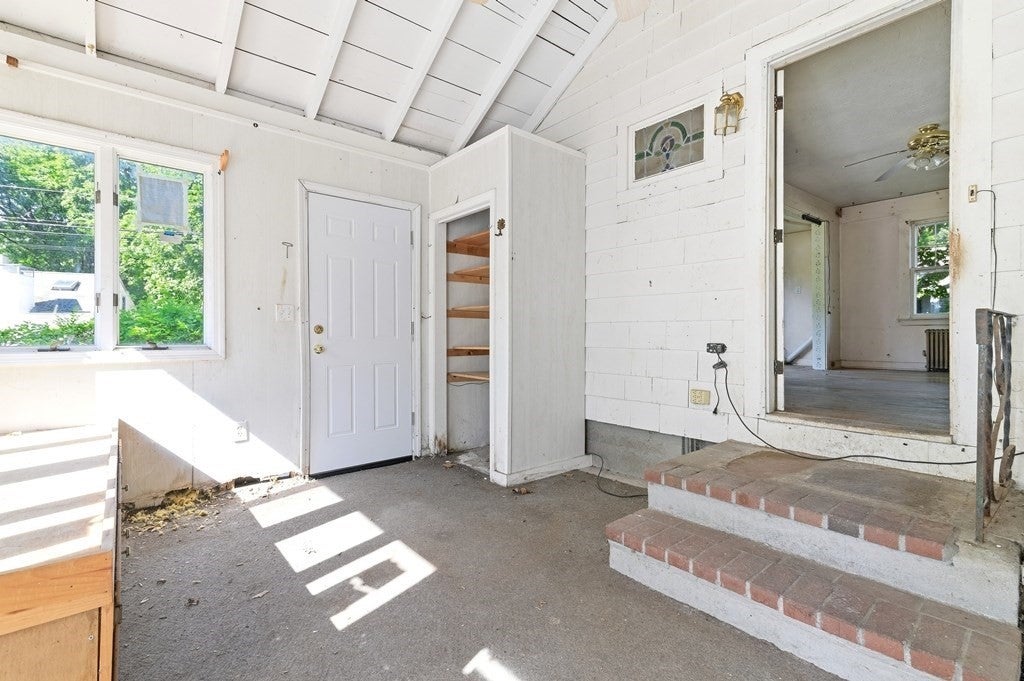 126 Lakehurst Ave, Weymouth, MA, 126 Lakehurst Ave, Weymouth, MA Photo #6