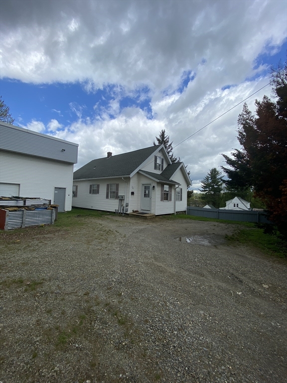 28 Appleton Rd