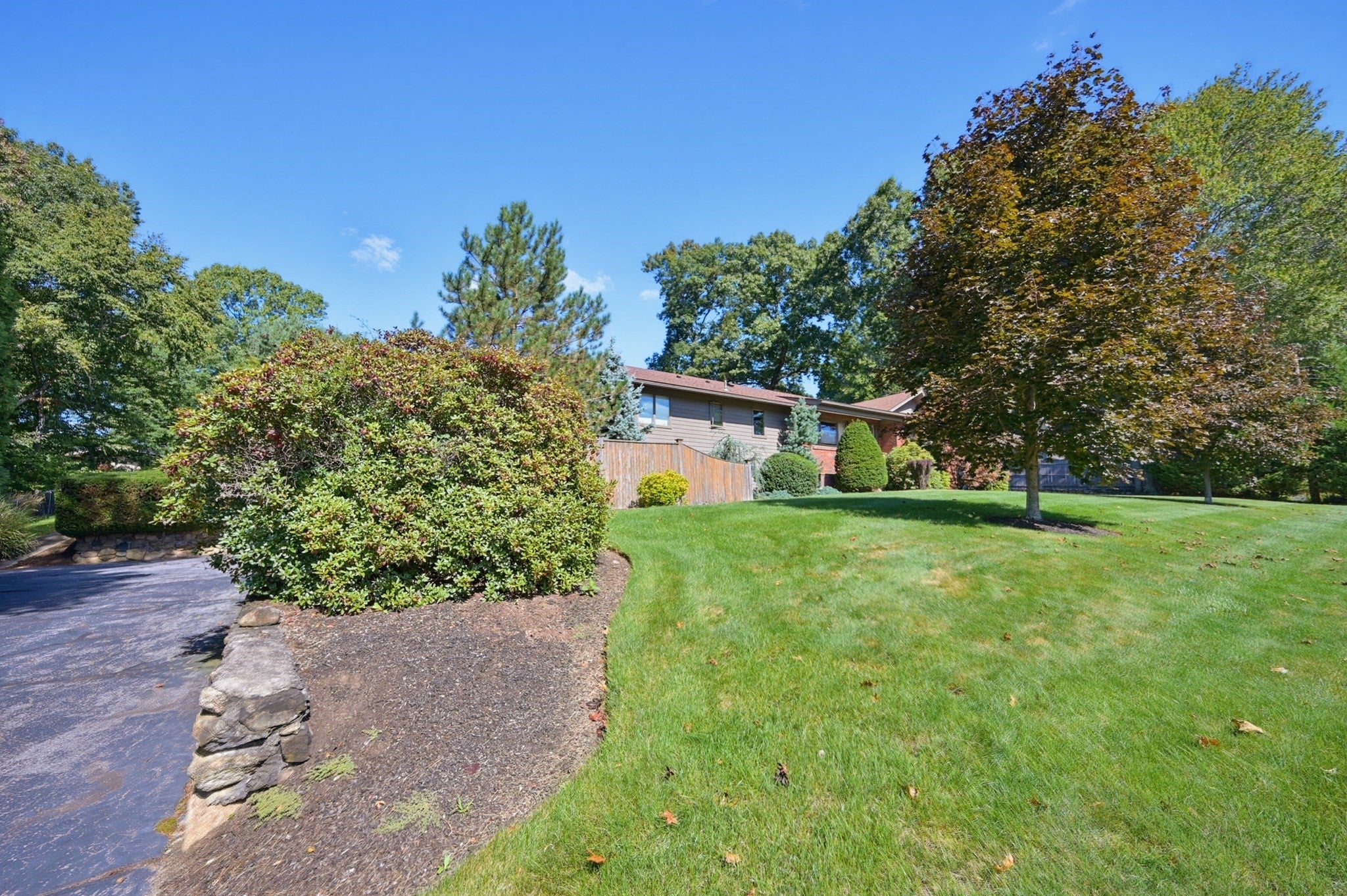 29 Sayles Hill Rd, Lincoln, RI, 29 Sayles Hill Rd, Lincoln, RI Photo #4