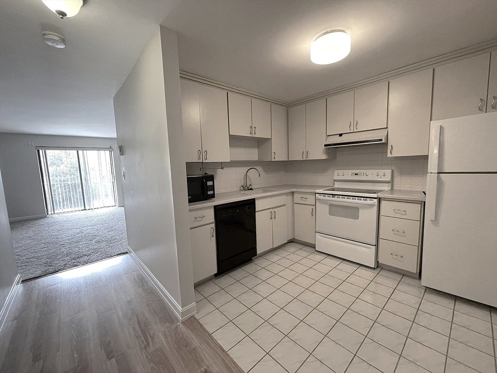 1321 Worcester Rd 507