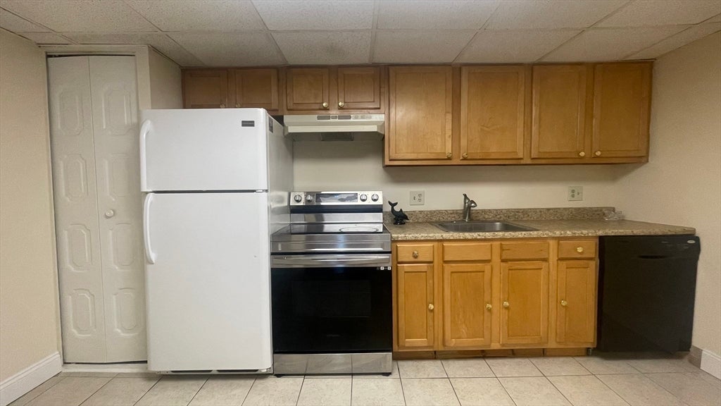 3 Shadowbrook Ln #25, Milford, MA, 3 Shadowbrook Ln #25, Milford, MA Photo #7