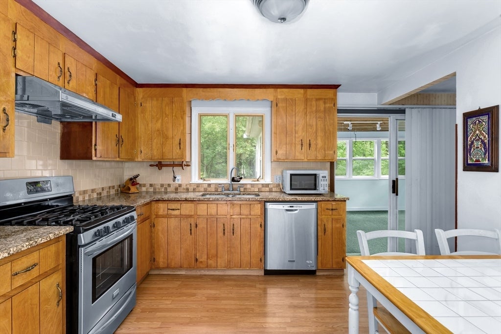 170 David Rd, Franklin, MA, 170 David Rd, Franklin, MA Photo #9