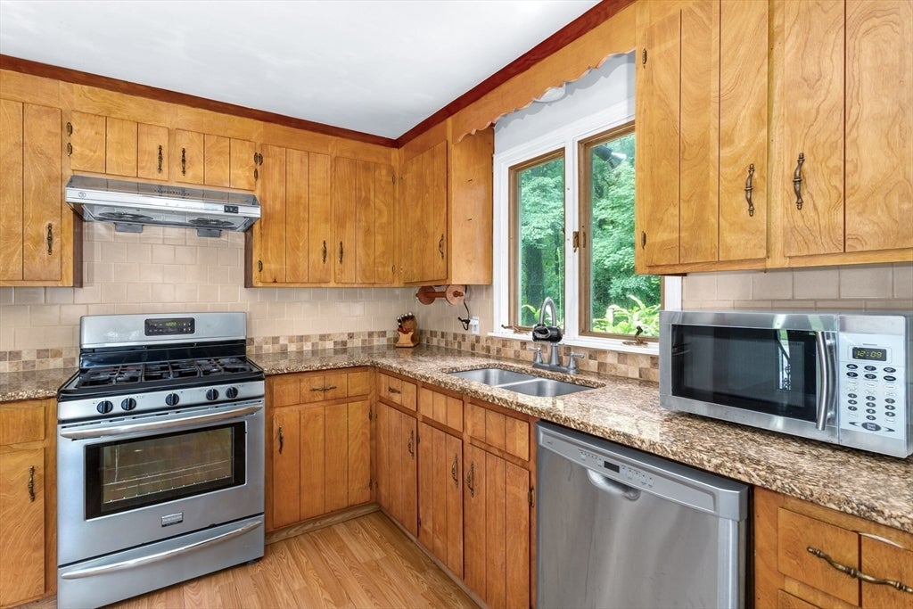 170 David Rd, Franklin, MA, 170 David Rd, Franklin, MA Photo #12