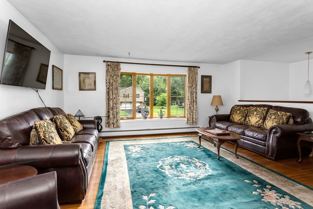 170 David Rd, Franklin, MA, 170 David Rd, Franklin, MA Photo #5