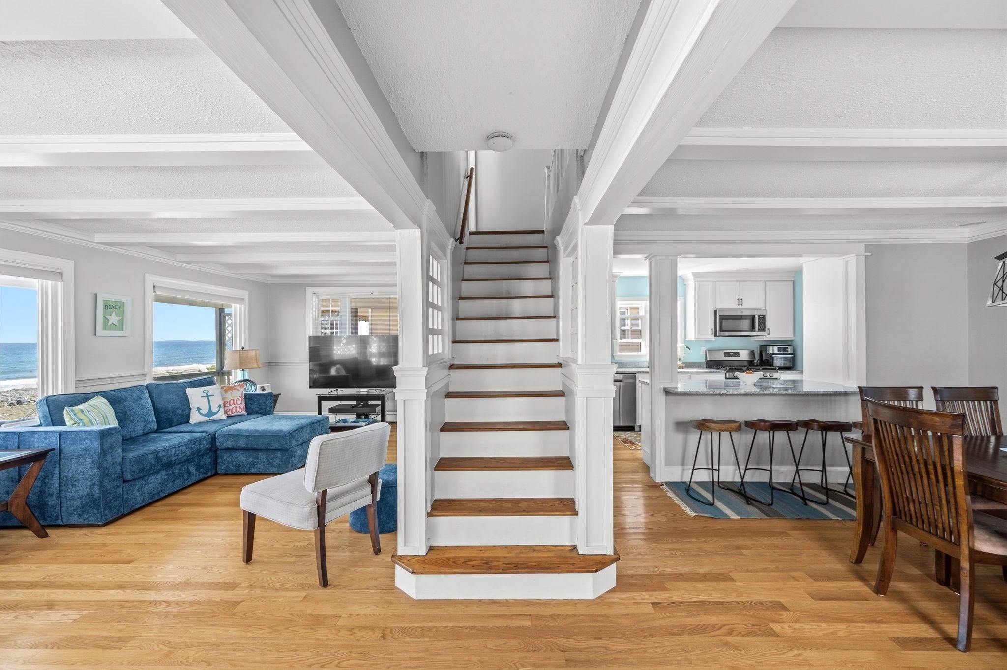 331 Beach Ave