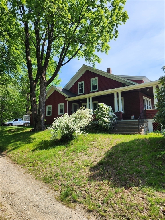 72 W Main St