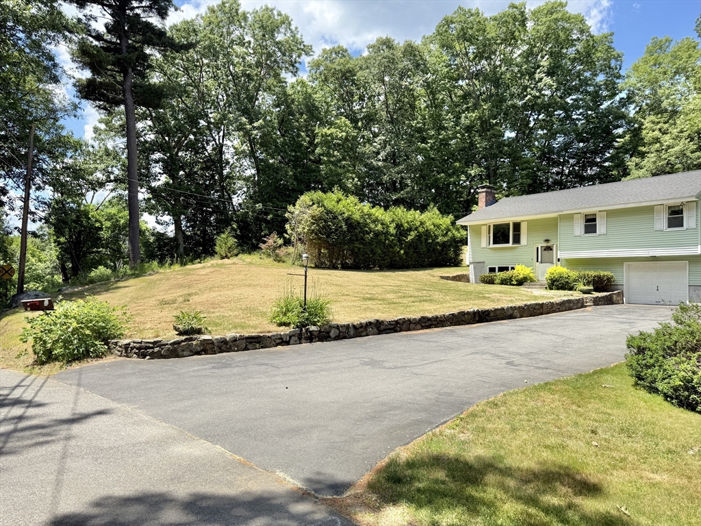 6 Carroll Ave