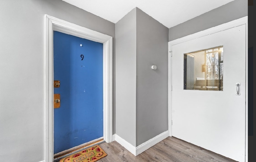 39 Crescent Ave 9