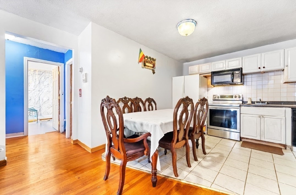 39 Crescent Ave 9