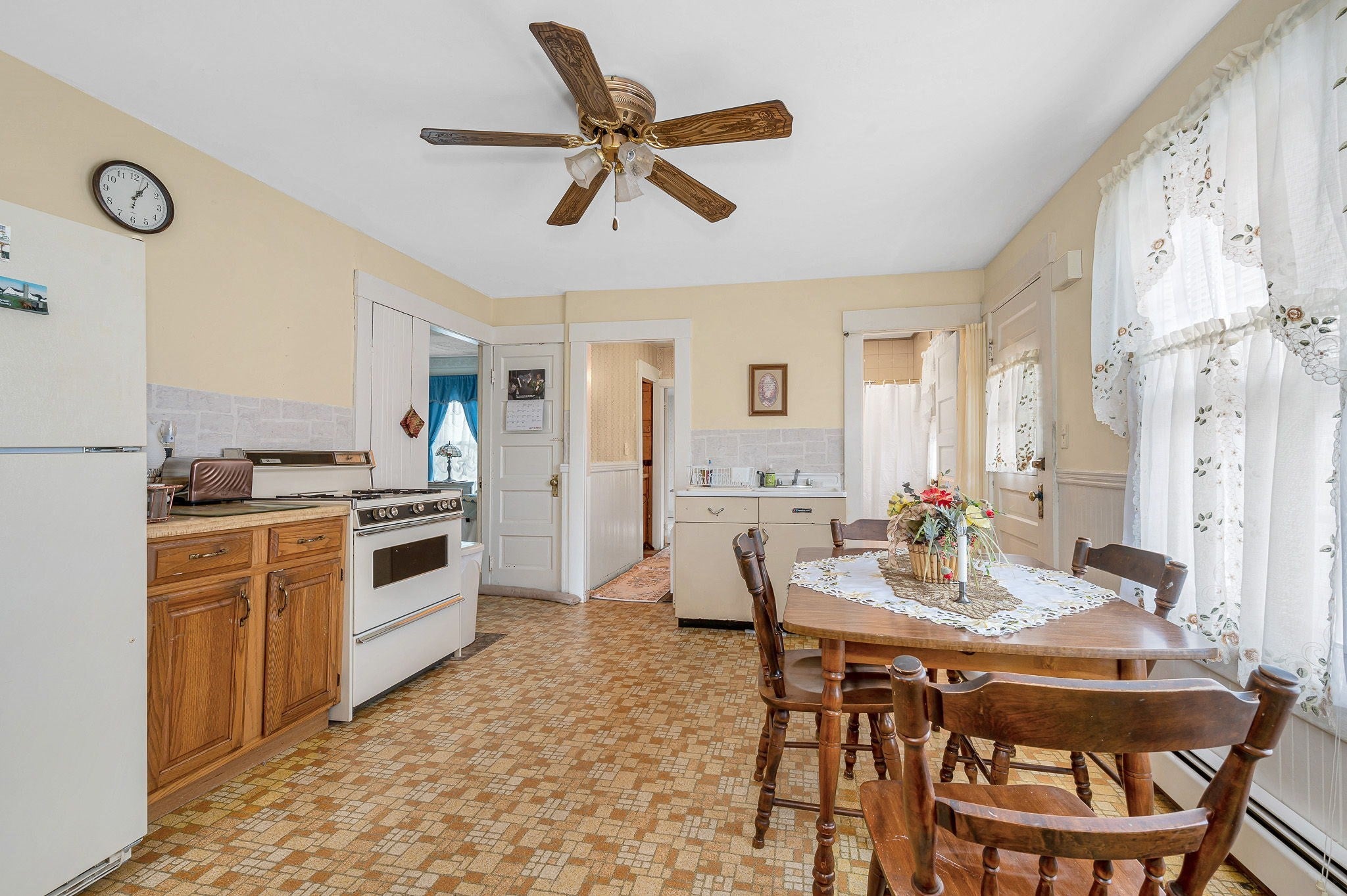 66 Seventh Ave, Lowell, MA, 66 Seventh Ave, Lowell, MA Photo #10