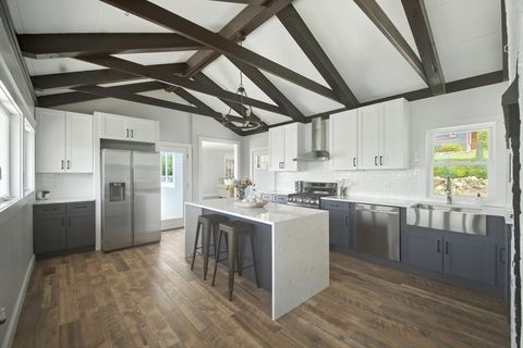 Photo of 106 Rocky Hill, Plymouth, MA 02360 (MLS # 73462504)