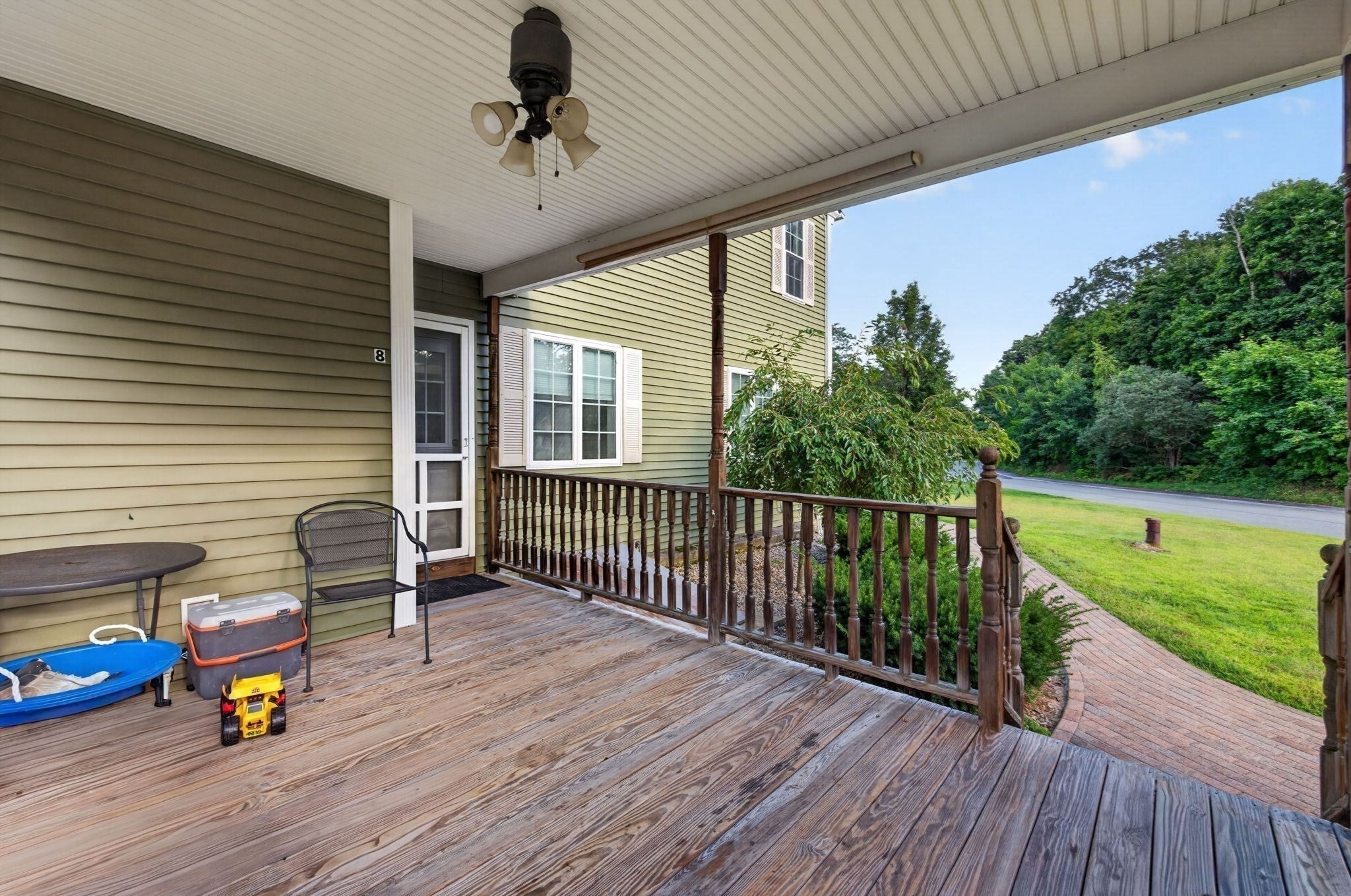 8 Albert Dr, Millville MA 01529