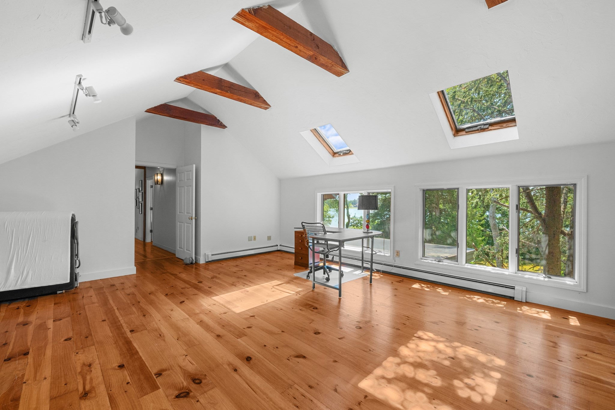 32 Reid LN, Barnstable, MA, 32 Reid LN, Barnstable, MA Photo #36
