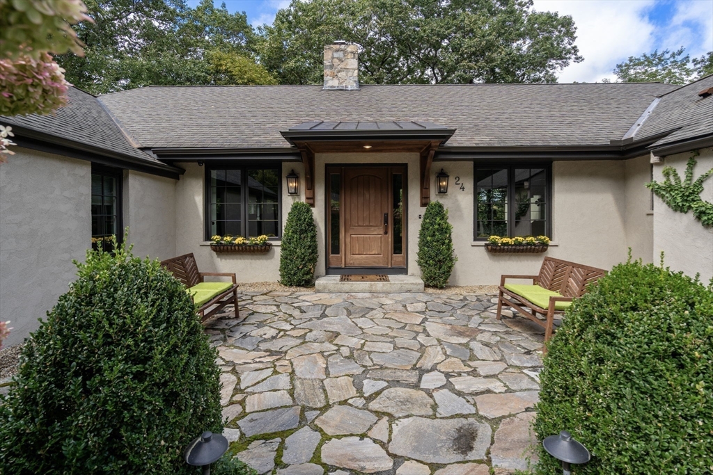 24 Claypit Hill Rd