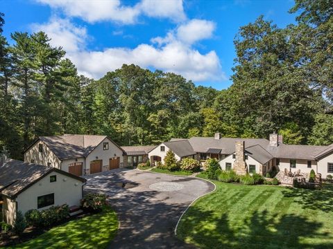 24 Claypit Hill Rd Wayland MA 01778