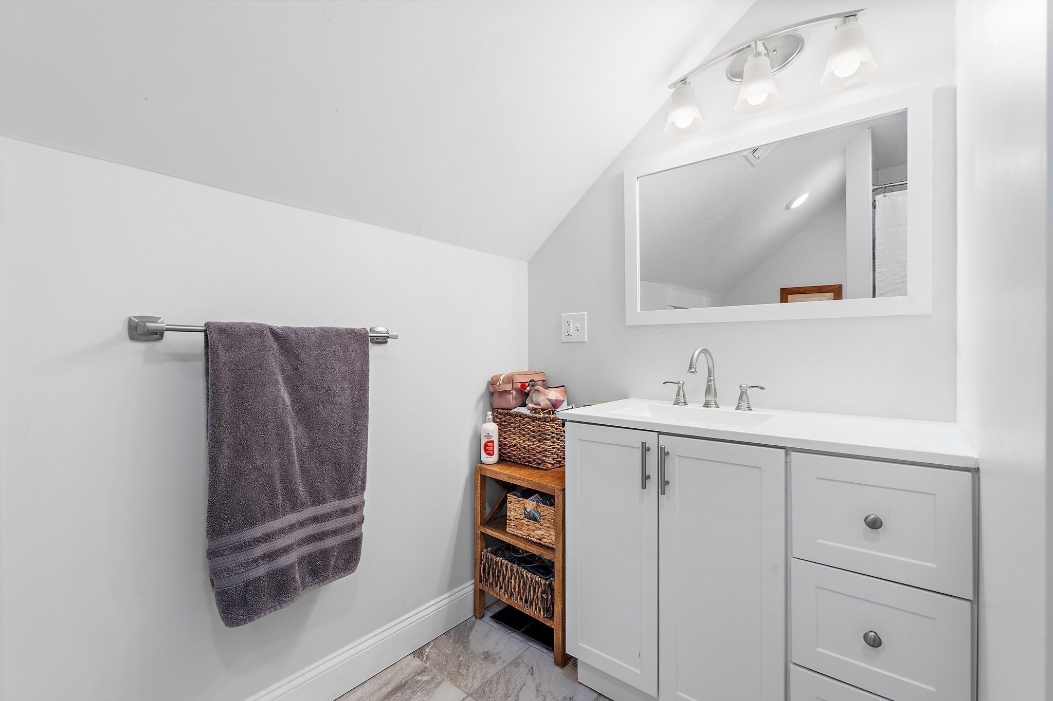 52 Beechwood Ave #2, Watertown, MA Photo #21