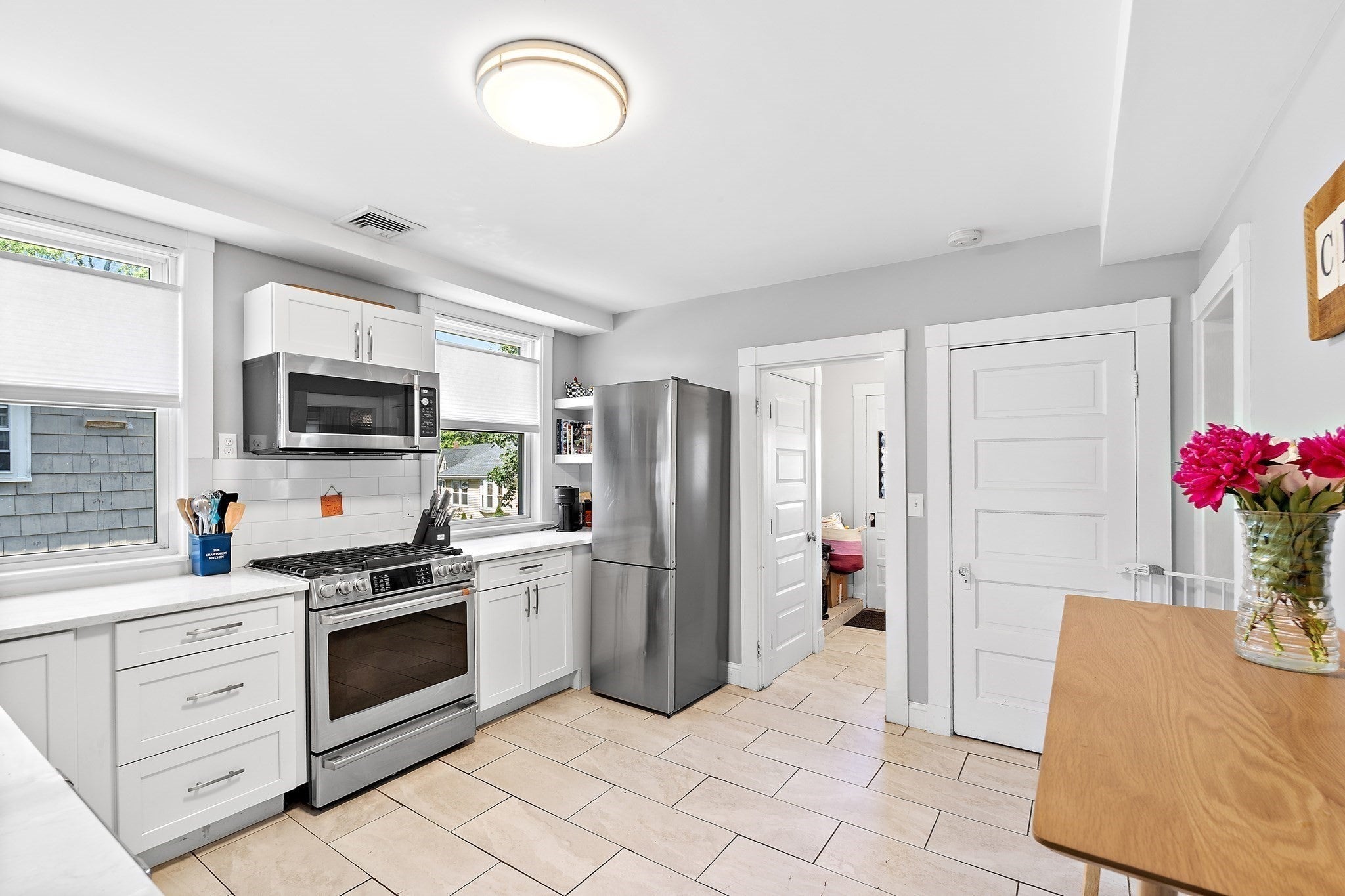 52 Beechwood Ave #2, Watertown, MA Photo #4