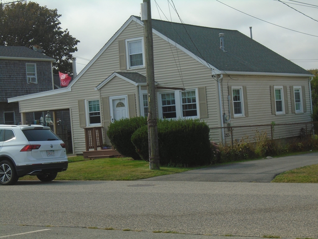 7 Everson St